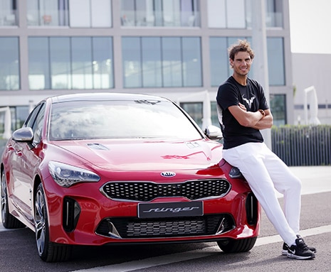 KIA hands over a new stinger to Rafael Nada